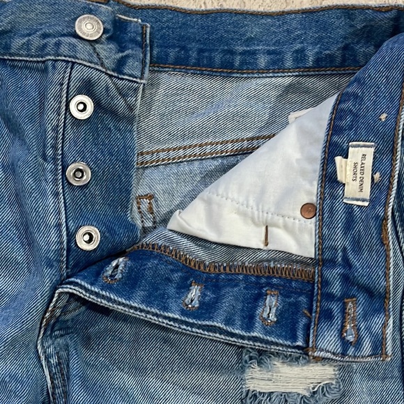 MADEWELL Relaxed Denim Shorts Ripped Edition in Homecrest Wash Size 25. - Picture 9 of 16